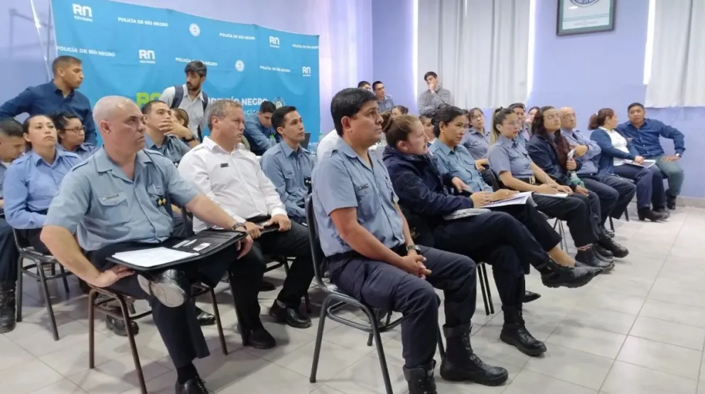 Facilitando gestiones: capacitación en GDE para la Policía de Río Negro