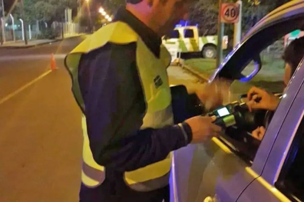Siguen los controles en los puentes: cuántos dieron positivo por alcoholemia