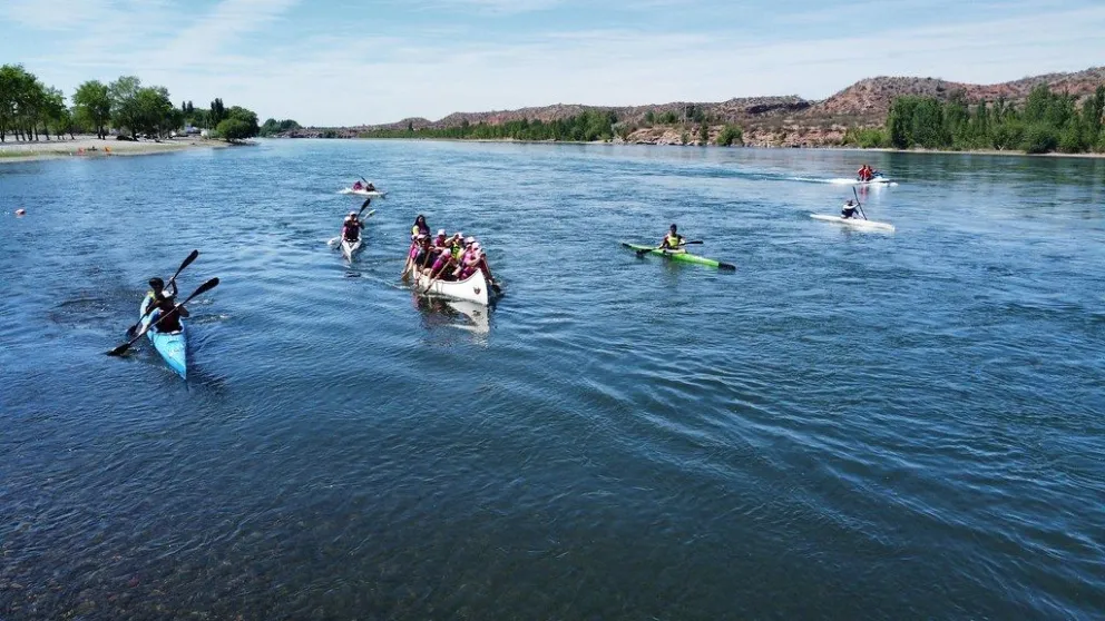 Gran participación de palistas en la IV Regata de los 3 Ríos