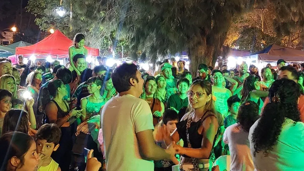 Gran peatonal este domingo por la feria rosa de la Economía Social: dónde y a qué hora 
