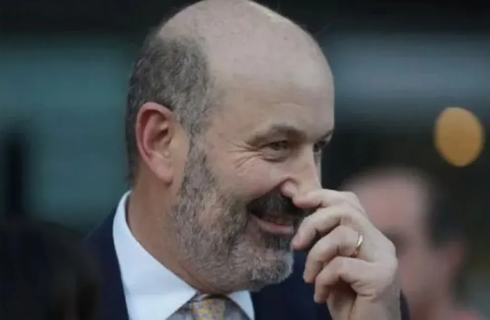 Sturzenegger confirmó orgulloso que echaron a más de 30 mil empleados públicos 