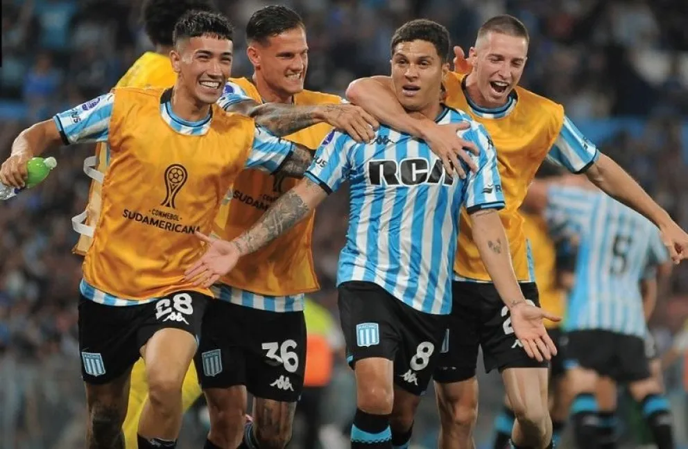 Racing venció a Corinthians y alcanzó su primera final en la Copa Sudamericana