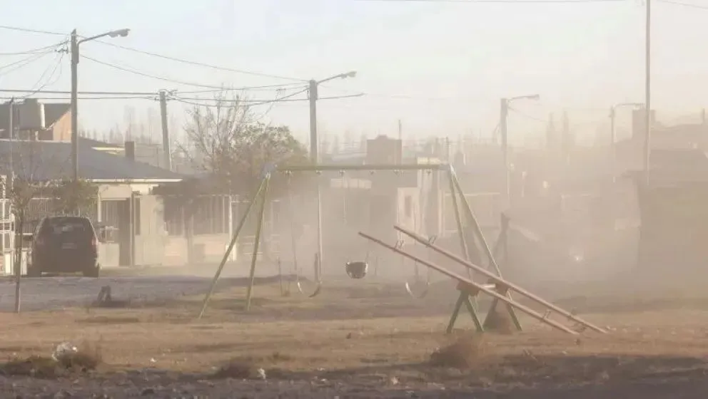 Hay alerta amarilla: a qué hora empieza el viento en el Alto Valle
