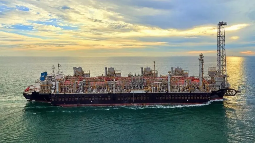 El barco que exportará gas estará 50 kilómetros al sur de  Las Grutas: habrá audiencia y esperan “entusiasmo de los vecinos”