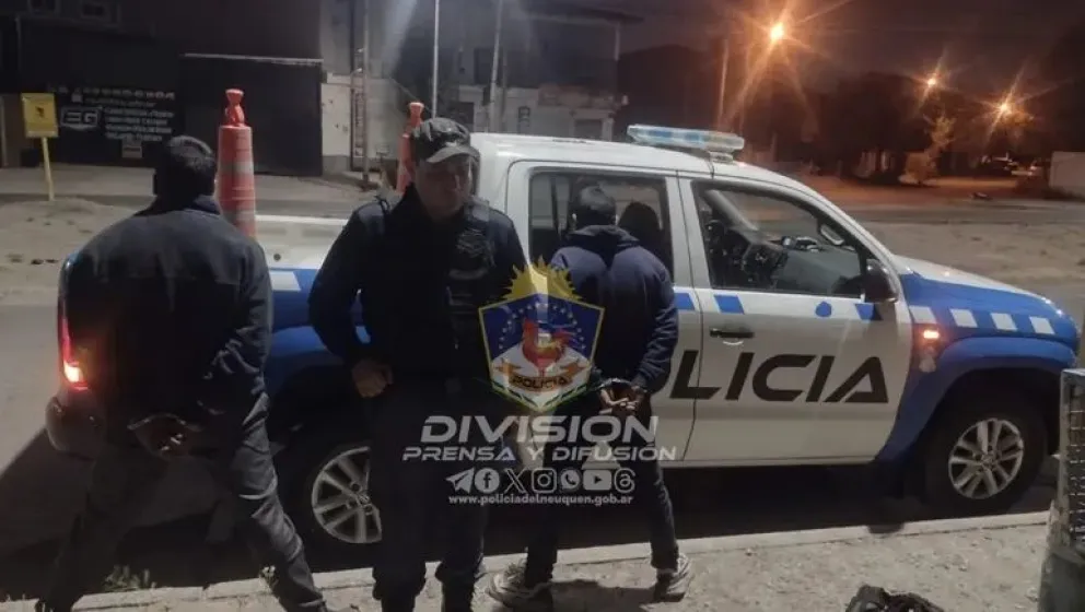 Robaron más de 500.000 pesos en efectivo de una camioneta estacionada