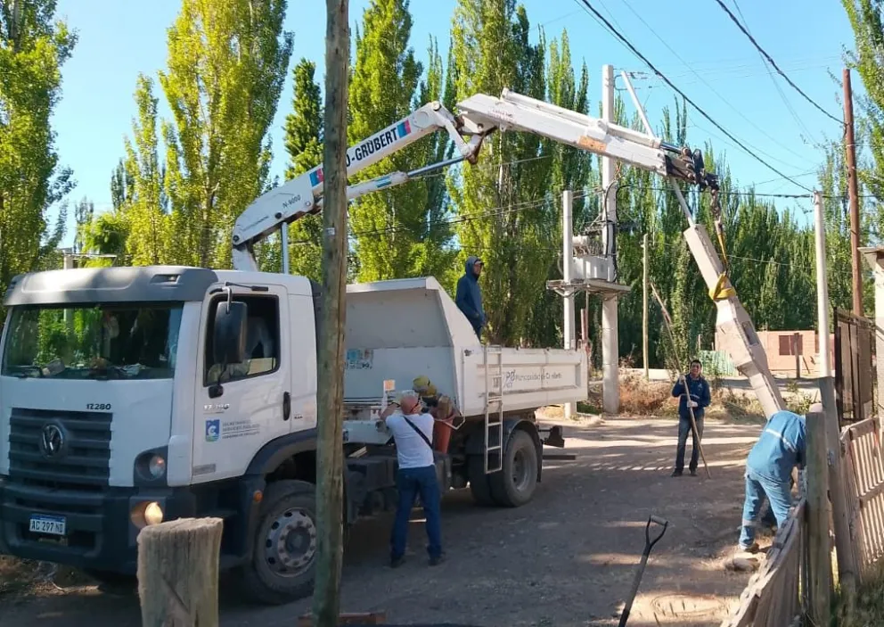 Regularización eléctrica en el barrio La Ribera: una obra clave para cientos de familias