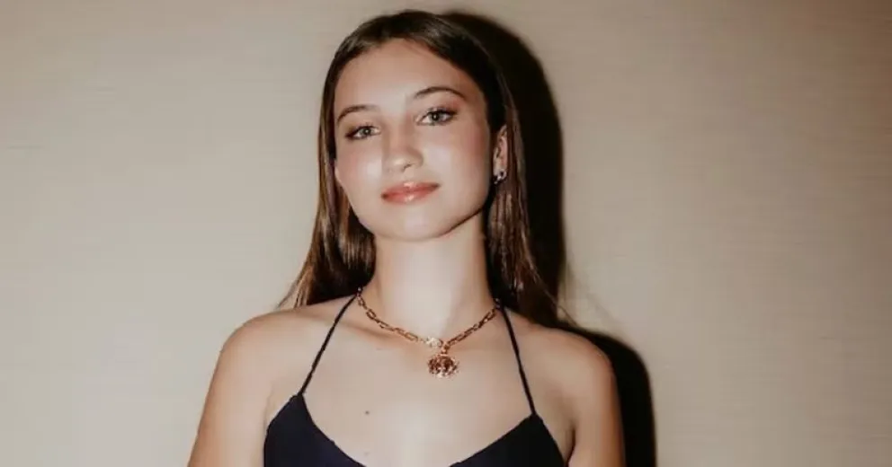 Indiana Cubero se lució en las redes posando desde la playa