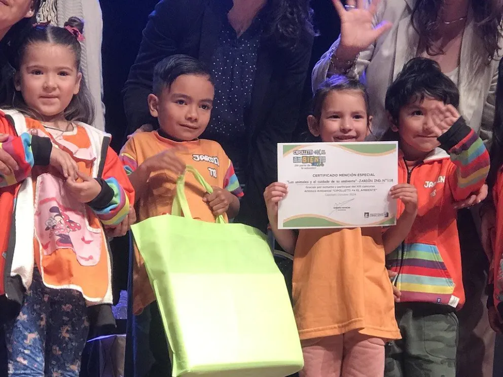 Más de 250 chicos y chicas participaron en el Concurso Ambiental de Cipolletti: compromiso en los murales de los más pequeños  