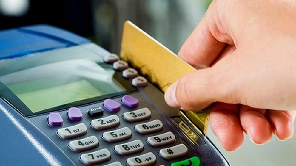 Condenaron a un hombre por estafas con tarjetas de débito que superan los dos millones de pesos
