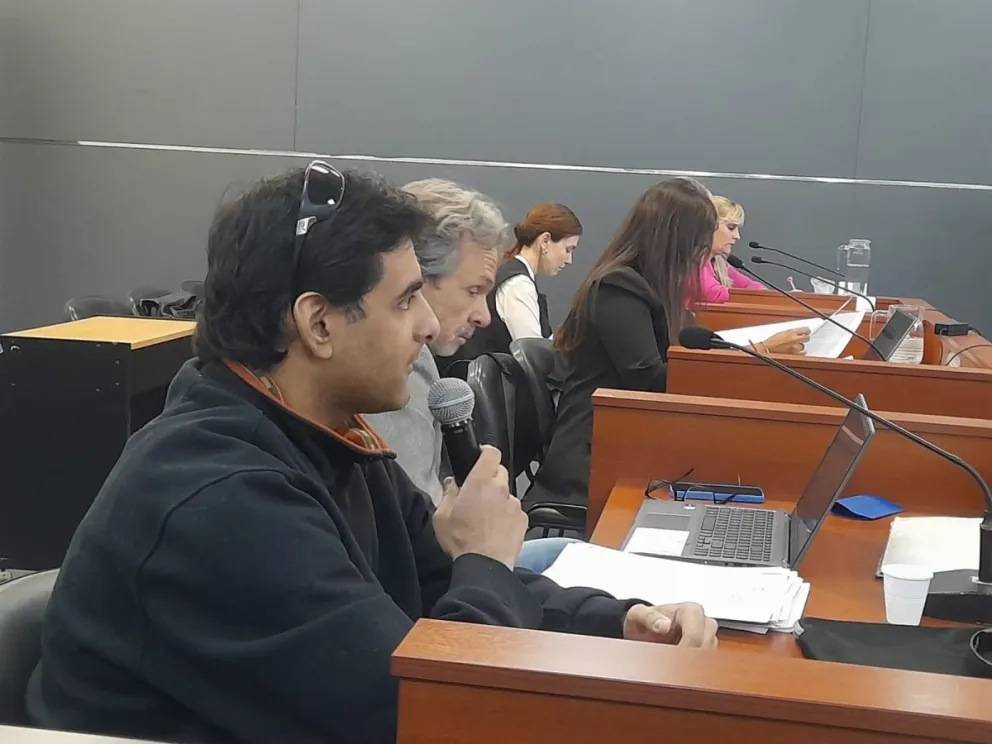 Juicio por tenencia y facilitación de imagenes de abuso sexual infantil: el imputado reconoció su culpabilidad