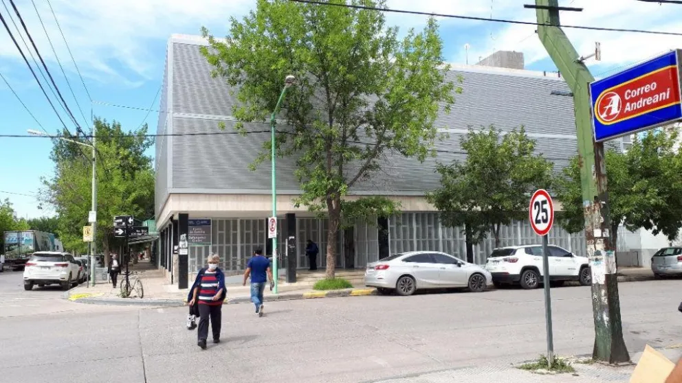 El juzgado de Familia de Cipolletti determinó que la reducción de la cuota alimentaria que abona por su hijo menor deberá tratarse en un nuevo juicio. Foto: archivo.