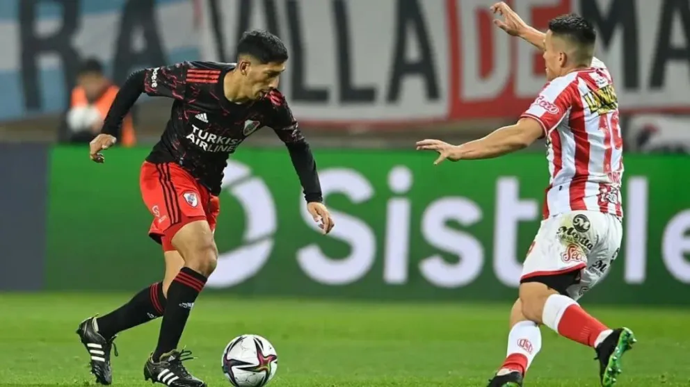 River se enfrenta a Barracas por la Liga Profesional: hora, formaciones y dónde verlo en vivo