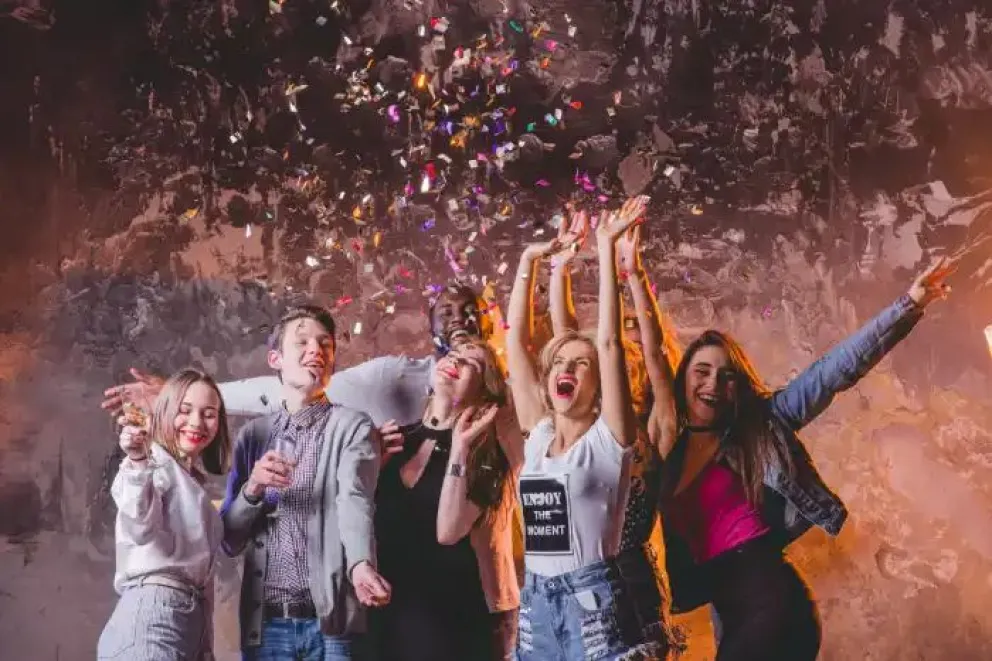 Zodiaco: cuáles son los signos más fiesteros