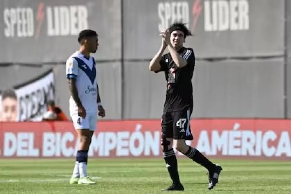 La contundente decisión de la AFA luego de que Riestra hizo jugar al streamer Spreen