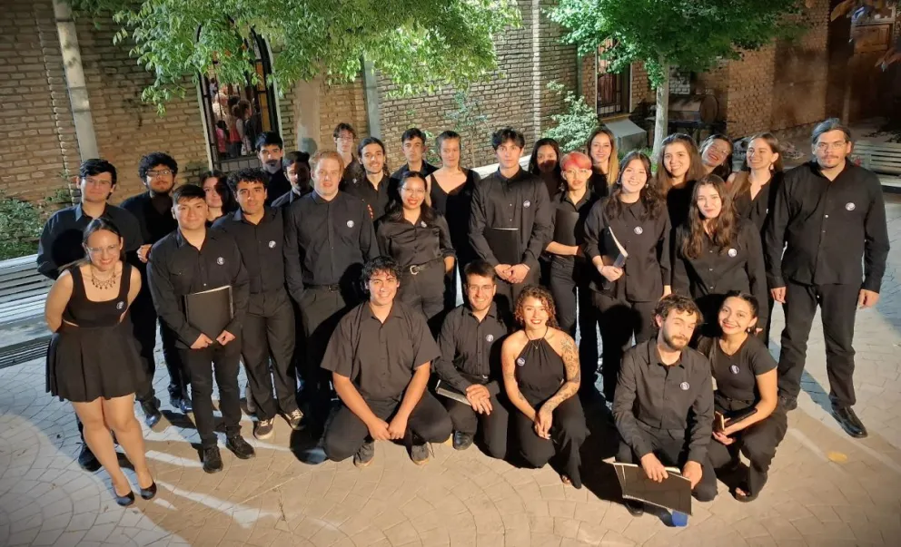 El Coro de Cámara del IUPA debuta en Cipolletti con un concierto gratuito y solidario  