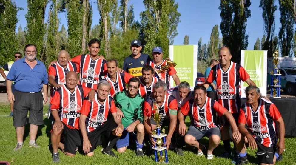 Cipolletti será sede del Campeonato Argentino de Fútbol para Veteranos