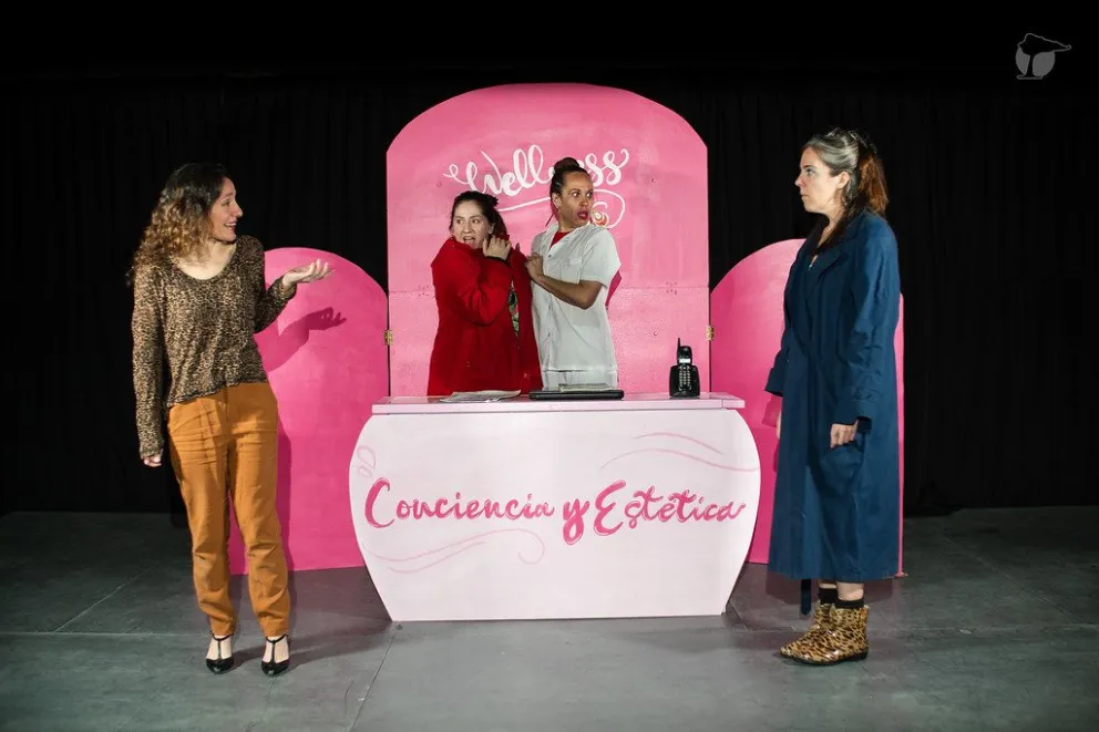  La Fundación Cultural Patagonia presenta "Wellness" en Cipolletti: una comedia dramática sobre el vacío del bienestar moderno