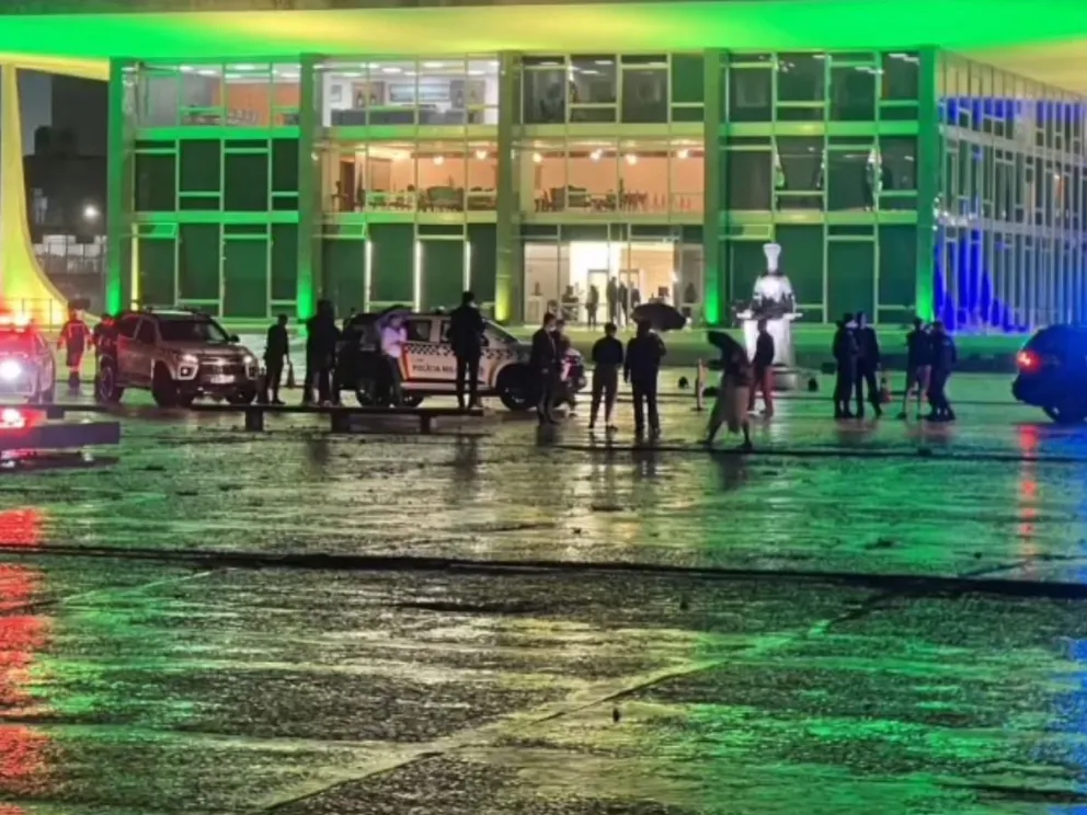 Tragedia en Brasil: una persona murió tras explosiones registradas en los alrededores de la Corte Suprema de Justicia