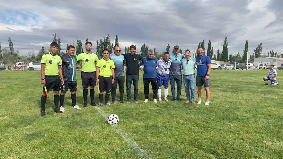 Se juga el XIX Campeonato Argentino de Fútbol para Veteranos en Cipolletti