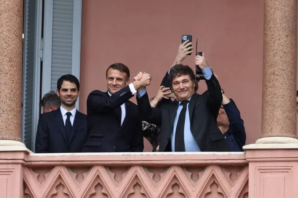 Javier Milei se reunió con Emmanuel Macron en la Casa Rosada