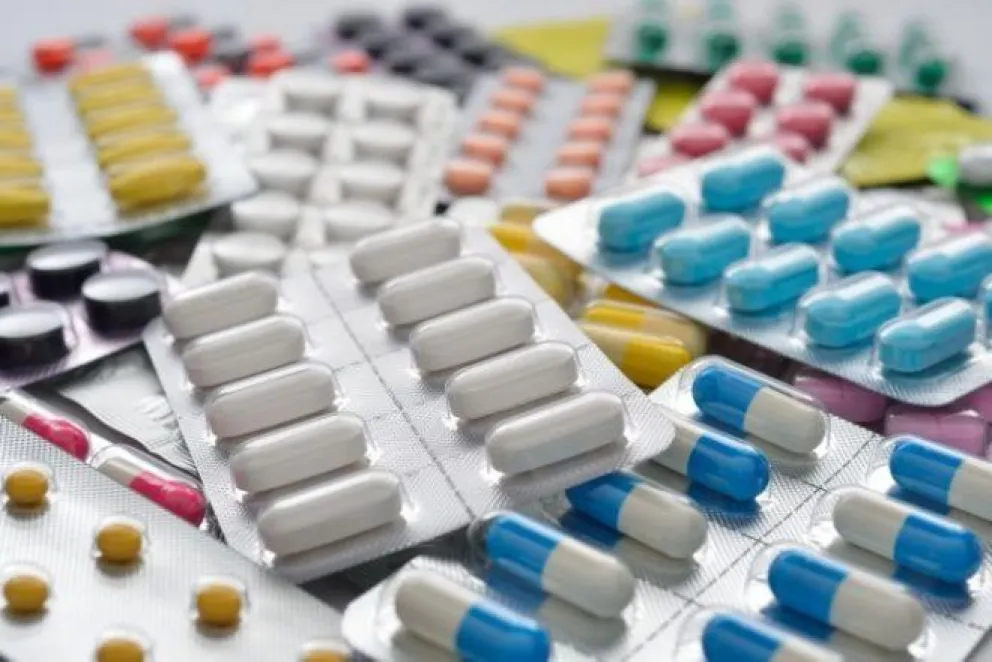 A partir de ahora, los medicamentos de venta libre deberán ser expuestos en las góndolas de las farmacias
