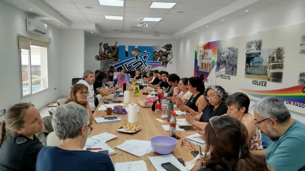 Unter exige llamado a paritarias para discutir un aumento