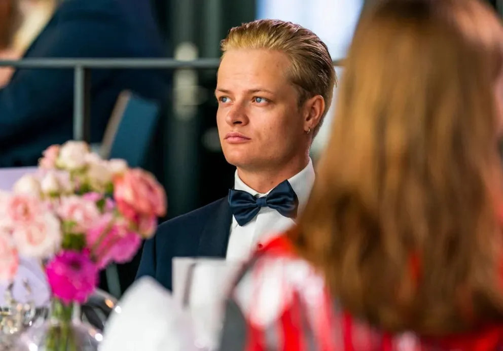 El hijo de la princesa de Noruega fue detenido y acusado de violación 