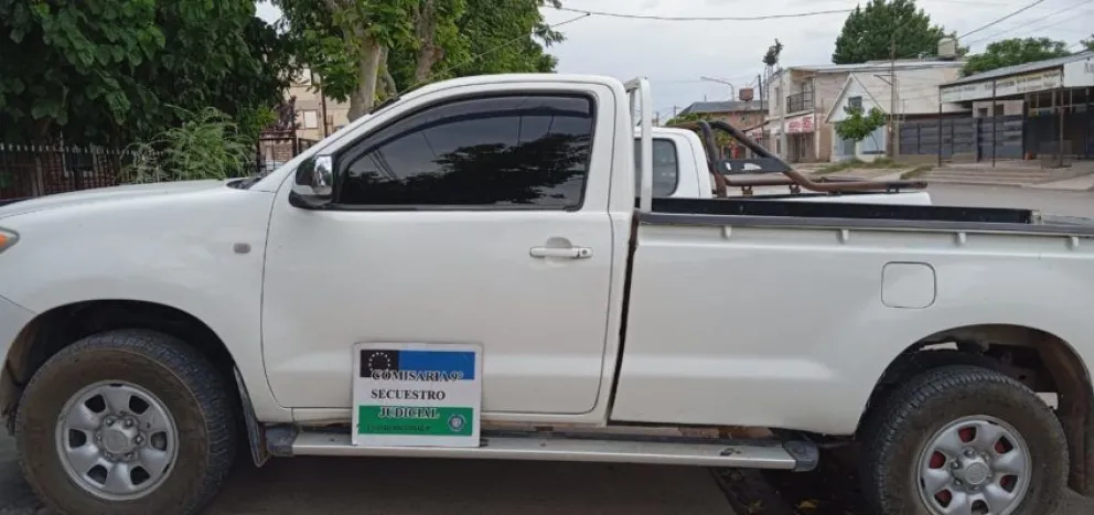 Secuestaron una Hilux “melliza” que utilizaron para un robo