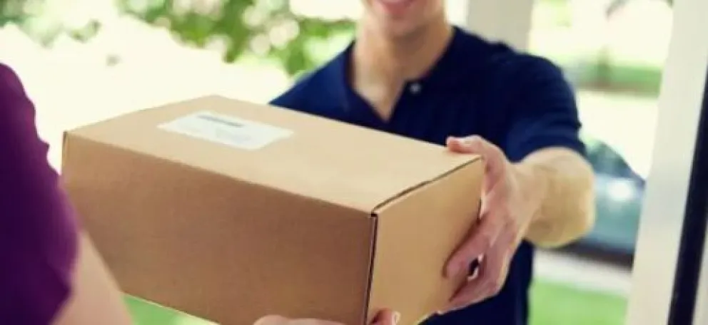 Cambios en compras internacionales: modificarán el sistema puerta a puerta 