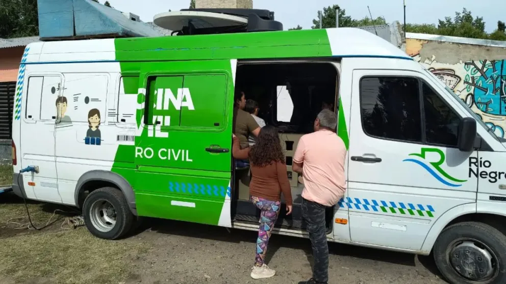 El Registro Civil Móvil llega a la Región Sur y a General Roca