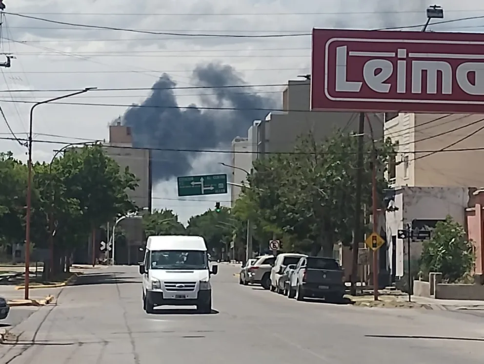 INCENDIO EN CIPOLLETTI
