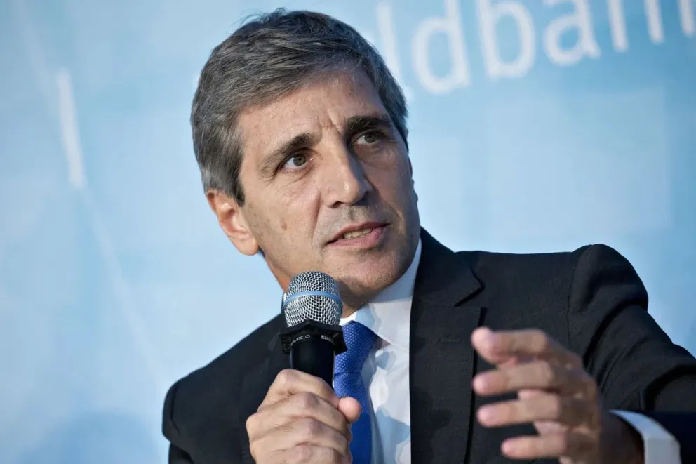 Caputo viajó a Brasil en busca de inversiones con el RIGI
