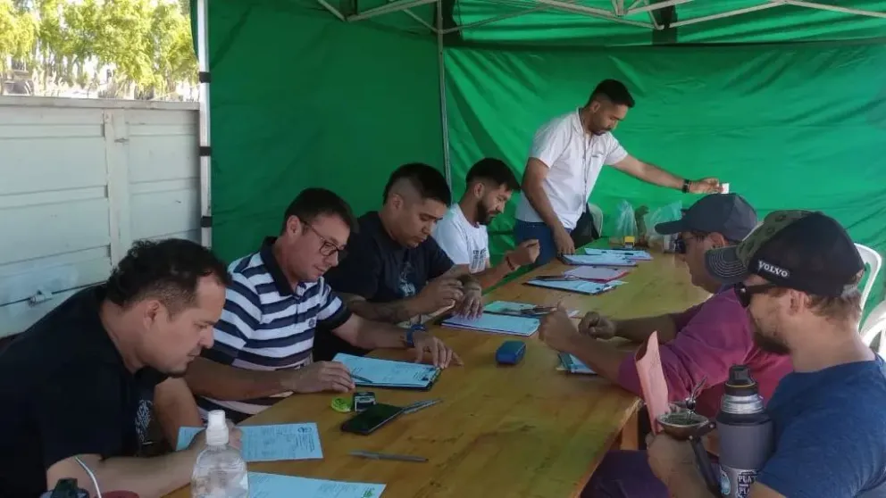 Fuerte tarea de fiscalización del transporte de cargas en el Alto Valle