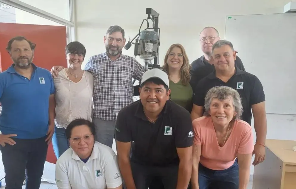 Invento rionegrino: crean un arnés para mejorar la calidad de vida de los esquiladores