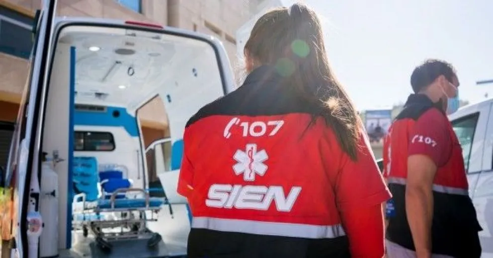 La ambulancia llegó minutos después para asistir a la mujer y al bebé, que se encontraban en buen estado. Foto: archivo.