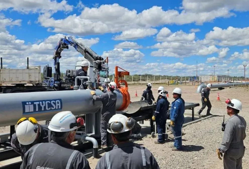 
El proyecto “Duplicar” implicó construir un oleoducto desde la estación de bombeo de Allen, en Río Negro, hasta Puerto Rosales, en Bahía Blanca. Foto (Oldelval).