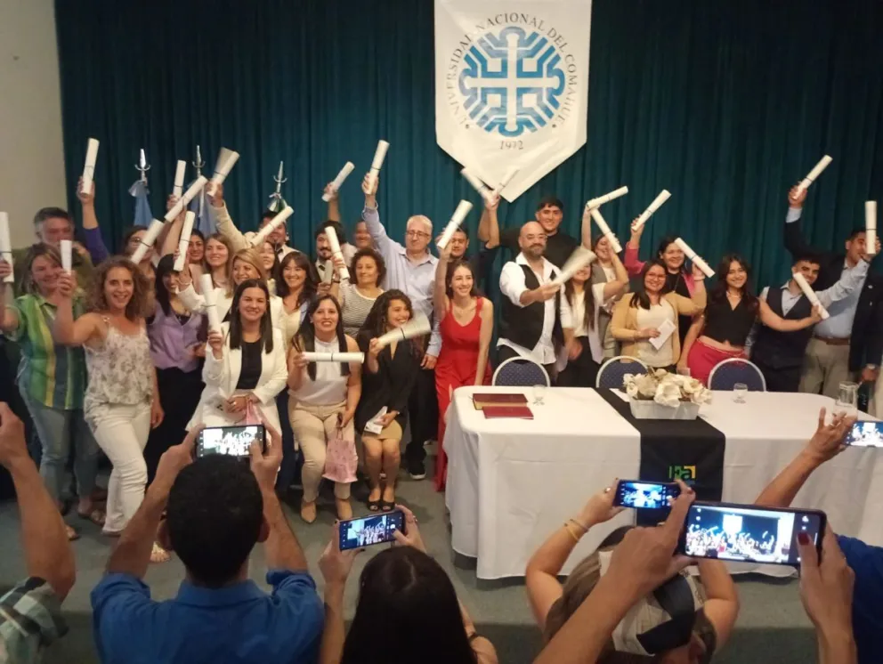 La cifra de títulos entregados este año sólo fue superada en 2019. (Foto: UNCo).