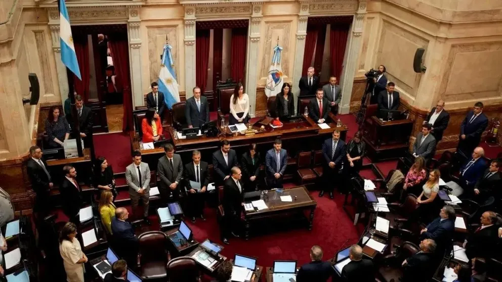 Pedido de los senadores radicales. 