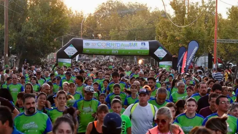 A 40 años de historia, la Corrida presenta su remera 2026 y abre la inscripción. Foto archivo