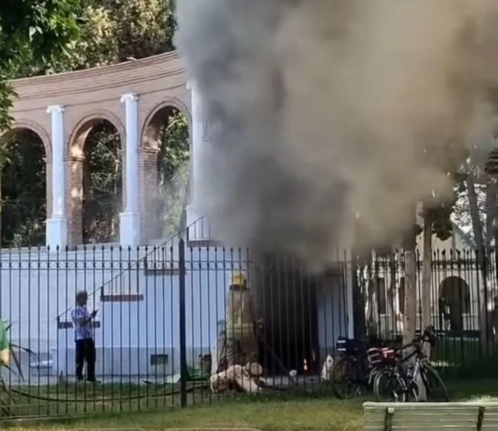 Los bomberos se acercaron rápidamente al lugar (imagen gentileza)