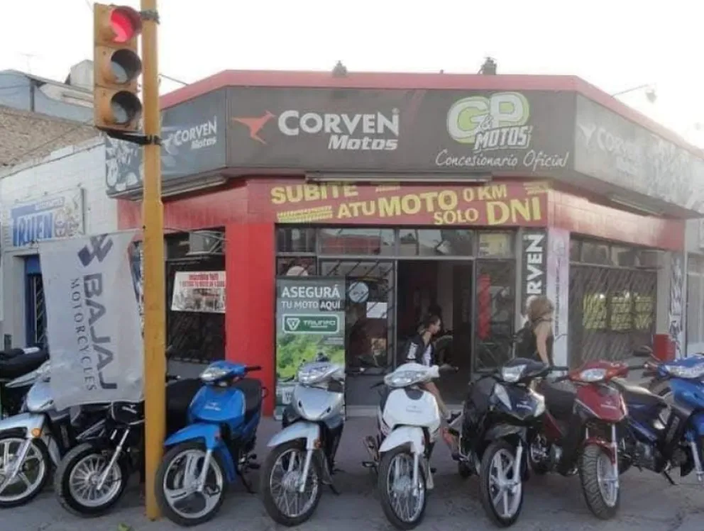 Los jóvenes habían logrado introducirse en el local cuando los advirtió la patrulla policial. Foto: gentileza.