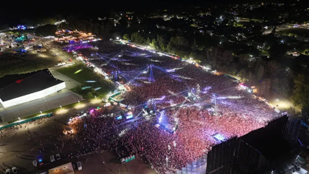 El festival superó las expectativas y rompió otro récord de asistentes. (Foto Municipalidad de Neuquén)