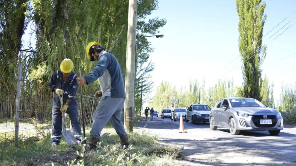 La obra incluye alumbrado con lámparas LED en todo su recorrido, de 4,3 kilómetros de extensión. Foto: prensa Río Negro.