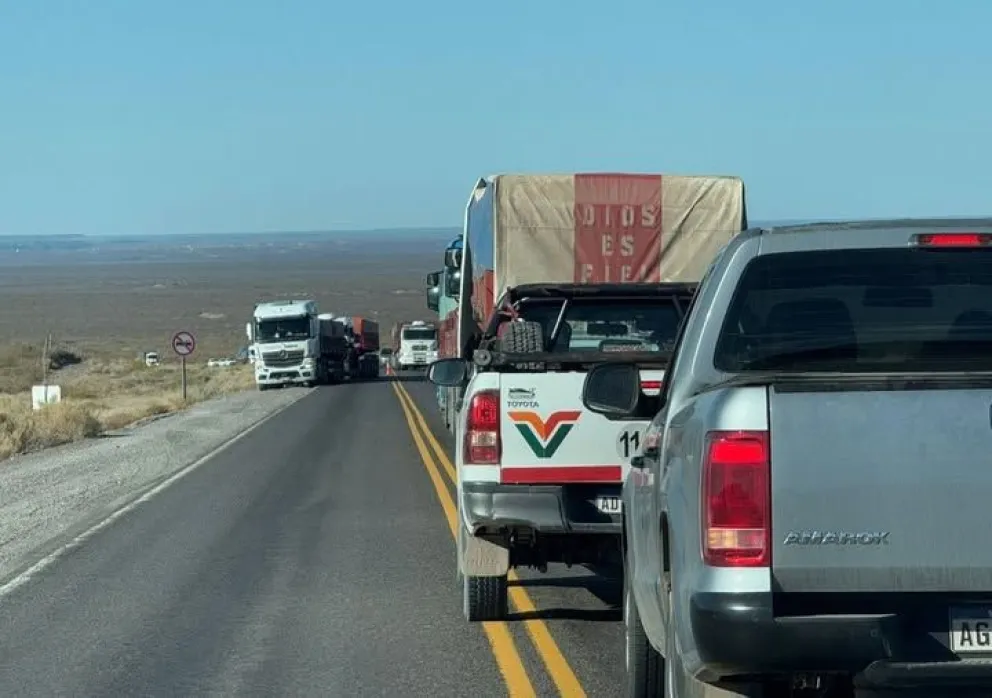 Los riesgos de la ruta 151: el tránsito intenso, el mal estado de la calzada y la desprolijidad de algunos conductores. Foto: archivo.