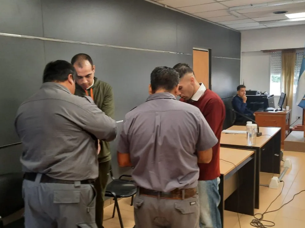 Juárez y López fueron conducidos a la unidad penitenciaria. Recibieron condenas severas. El 11 de marzo se dará lectura a los fundamentos de la sentencia. Foto: Cipo360.