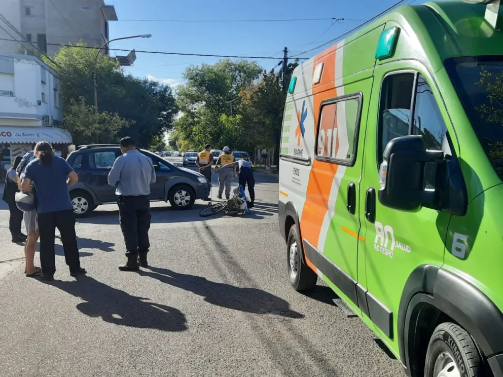 El choque se produjo en la esquina de Tribunales, España y Urquiza. Foto: Cipo360.