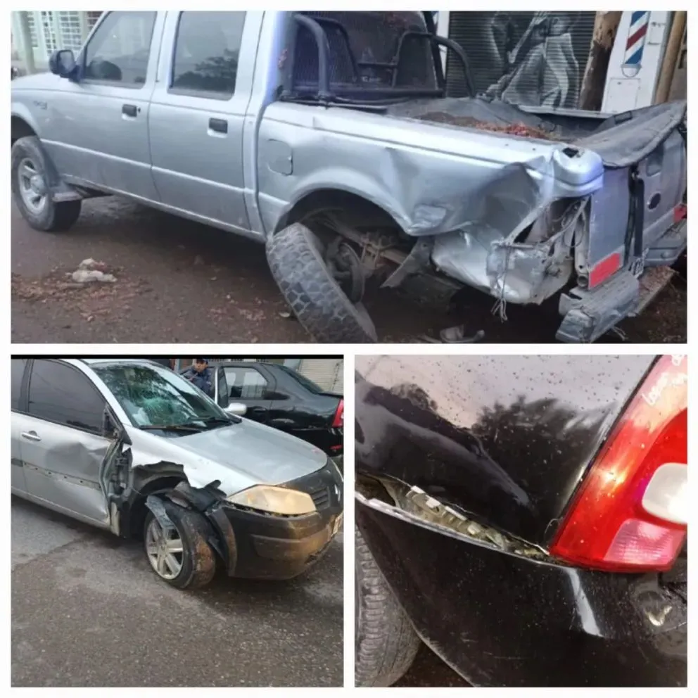 El auto que conducía el municipal y otros dos terminaron dañados por el incidente.
