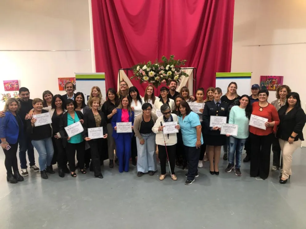 "Mujeres que inspiran": la distinción para destacar el protagonismo y la participación de las mujeres en las distintas facetas de nuestra sociedad. Foto: prensa Concejo Deliberante.