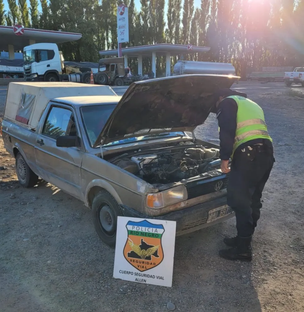 Sobre la Saveiro pesaba un pedido de secuestro desde enero de 2017. Foto: Policía de Río Negro.