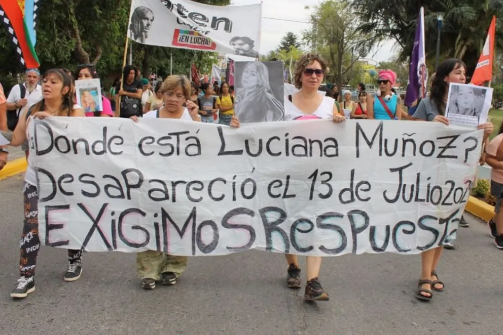Luciana: a 9 meses de su desaparición volverá a marchar por las calles del barrio Melipal. La concentración se realizará en el CPEM 76, donde estudiaba el secundario. Foto: gentileza Silvina Ojeda.